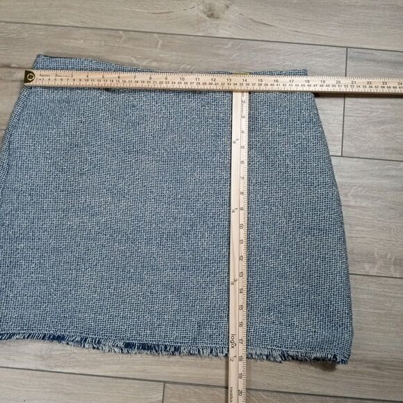 BANANA REPUBLIC Tweed Skirt Navy blue white  Sz 14 Frayed edges Metallic threads - Picture 6 of 9
